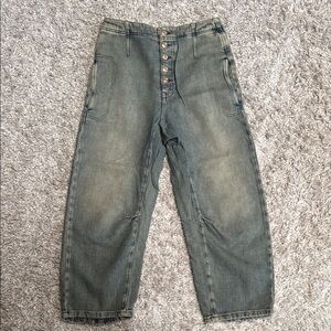 Free People Blue Boyfriend Jeans Cropped Distressed